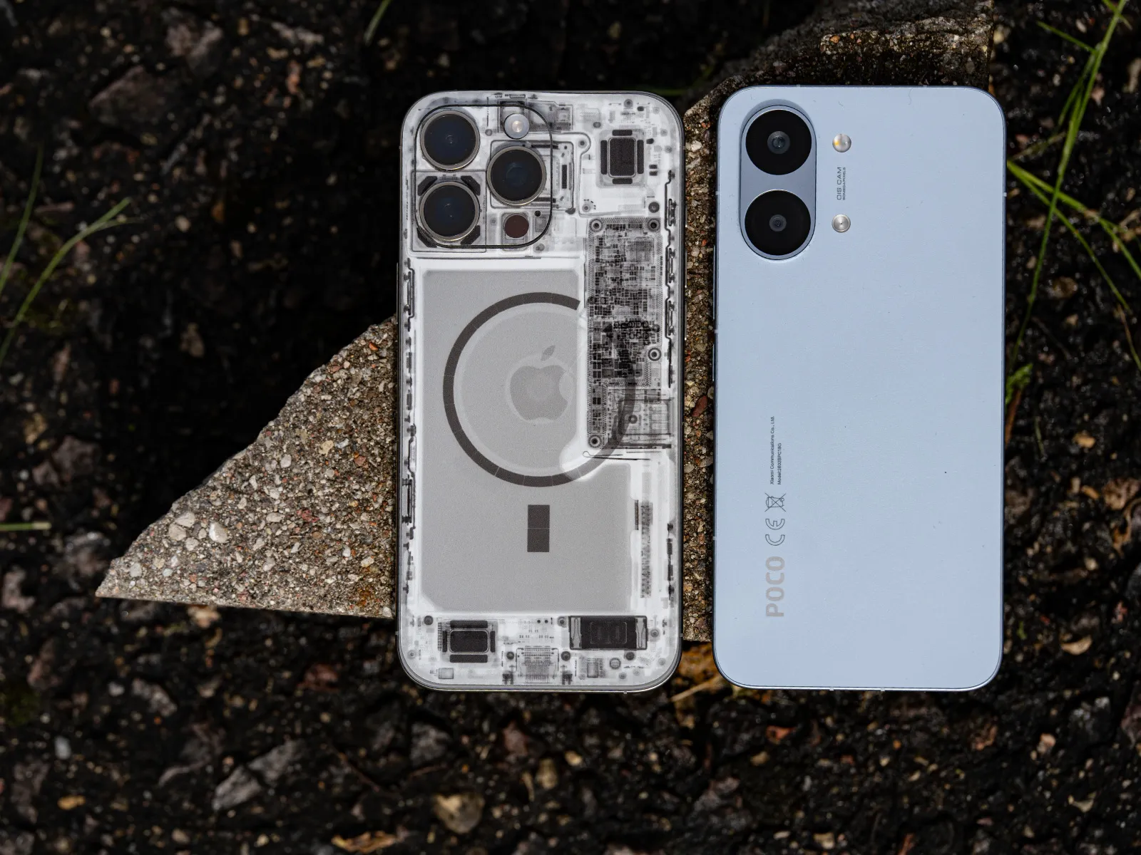 Poco-x8-pro-max-vs-iphone-16-pro-max-side-by-side
