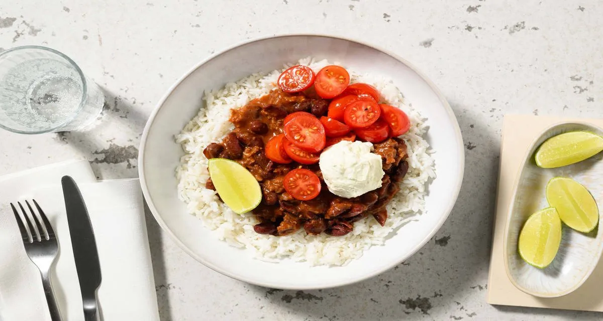 Chilli Beef Burrito Bowl with Rice, Zesty Soured Cream and Salsa