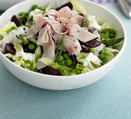 Salata od cvekle i šunke