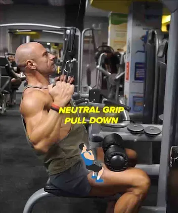 Neutral Grip Lat Pulldown