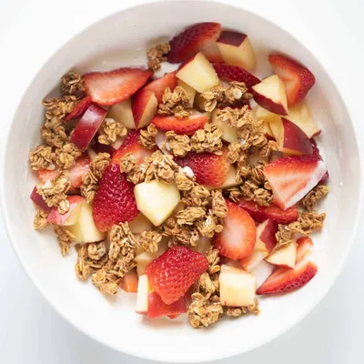 Greek Protein Yogurt Fruit Granola Bowls