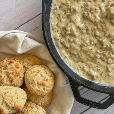 Healthy Biscuits and Gravy