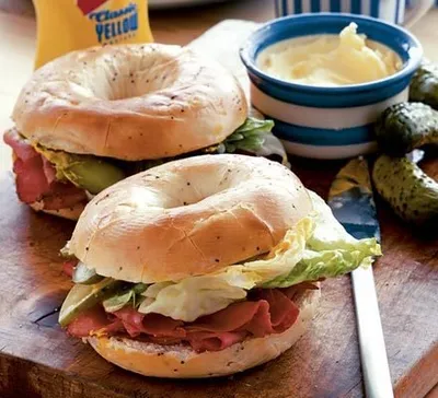 Hot pastrami bagels