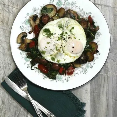 How to Make an Awesome Swiss Chard Breakfast Skillet