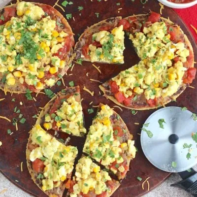 Huevos Rancheros Mexican Breakfast Pizza