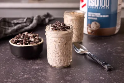 Overnight Cookies &amp; Cream Protein Oats