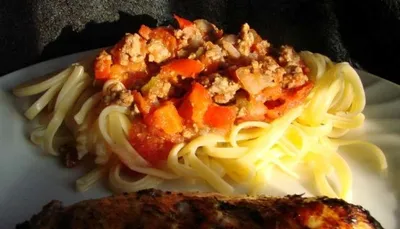 Quick Meat Sauce and Shells