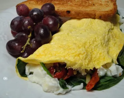 Spinach, Tomato and Ricotta Omelette