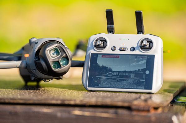 DJI Mavic 4 Pro — Standard kit with RC 2 (Pixpro)